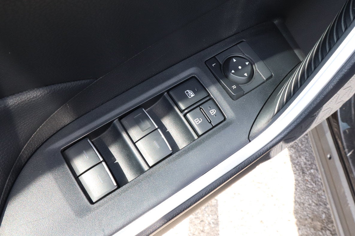2025 Toyota RAV4 XLE FWD