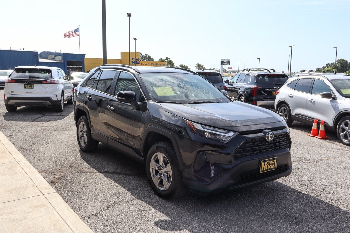 2025 Toyota RAV4 XLE FWD