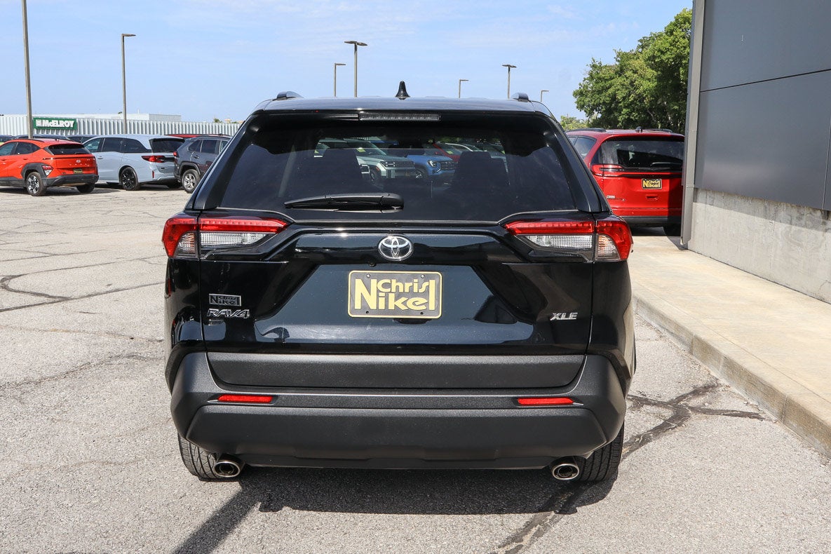2025 Toyota RAV4 XLE FWD