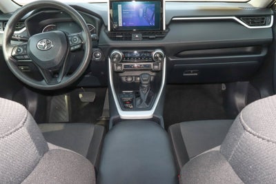 2025 Toyota RAV4 XLE FWD