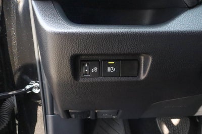 2025 Toyota RAV4 XLE FWD