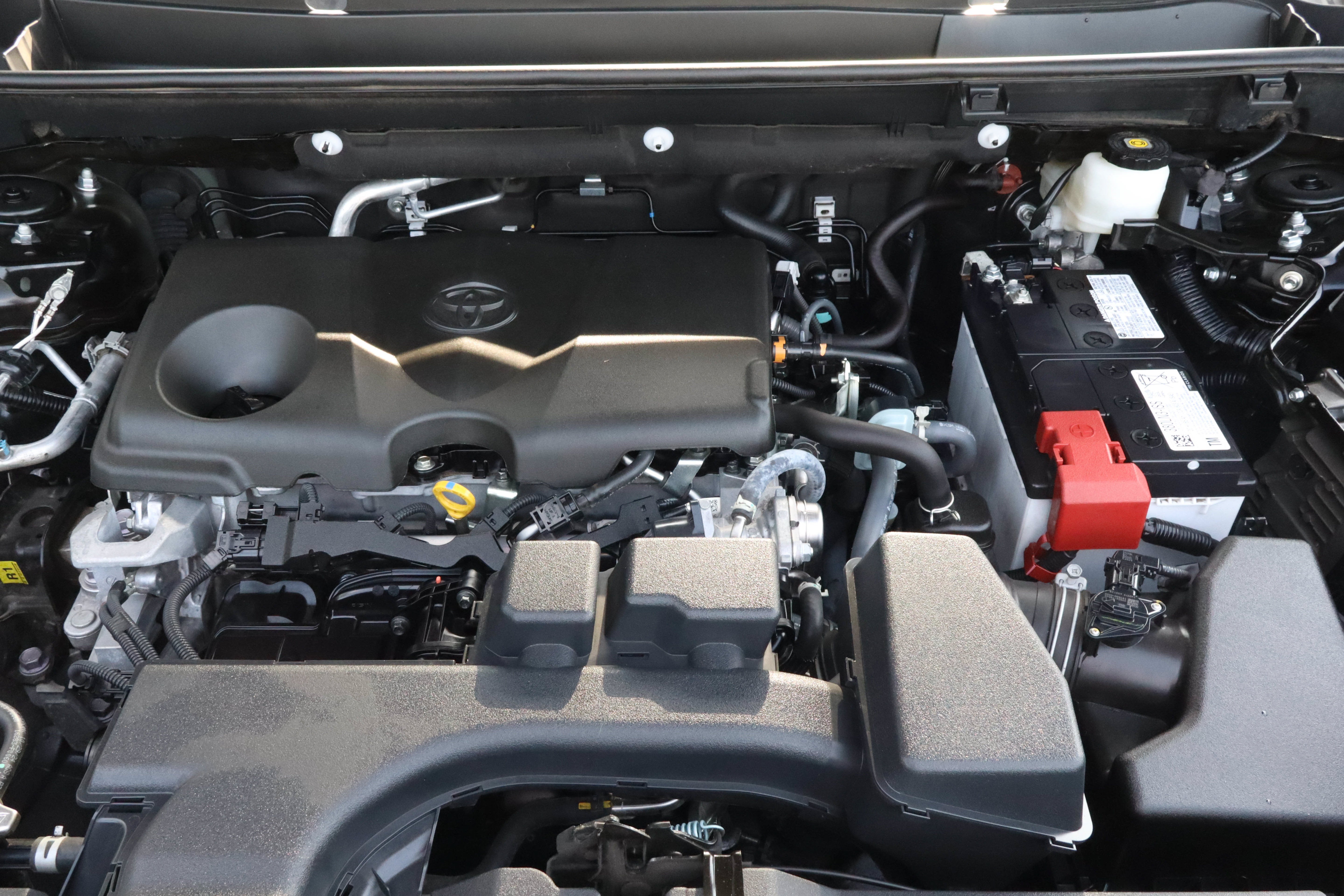 2025 Toyota RAV4 XLE FWD