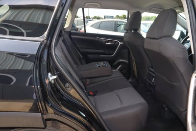 2025 Toyota RAV4 XLE FWD
