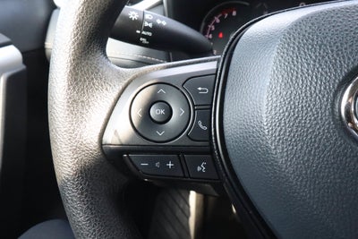2025 Toyota RAV4 XLE FWD