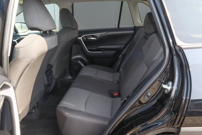 2025 Toyota RAV4 XLE FWD