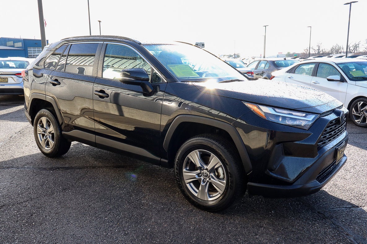 2024 Toyota RAV4 XLE