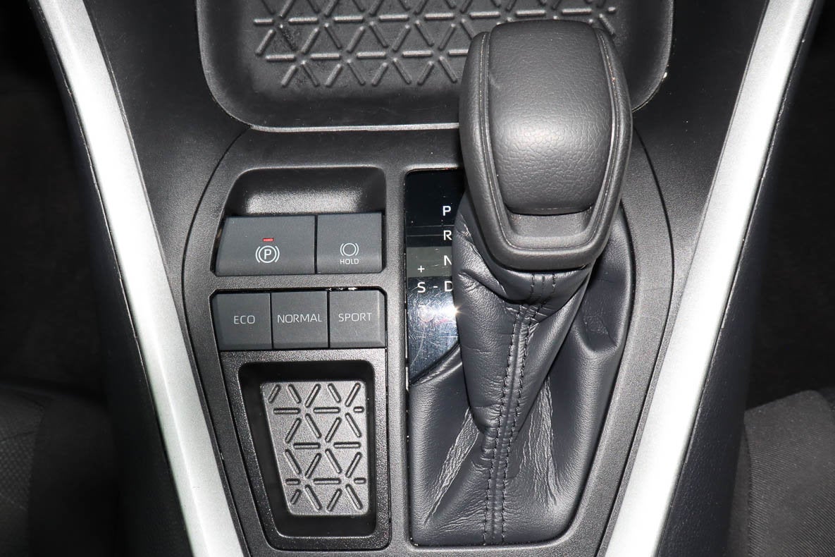 2024 Toyota RAV4 XLE FWD