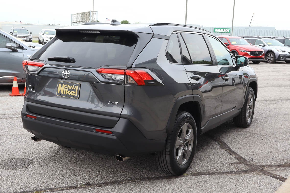2024 Toyota RAV4 XLE FWD