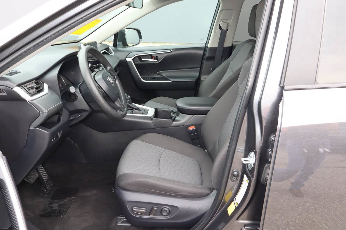 2024 Toyota RAV4 XLE FWD
