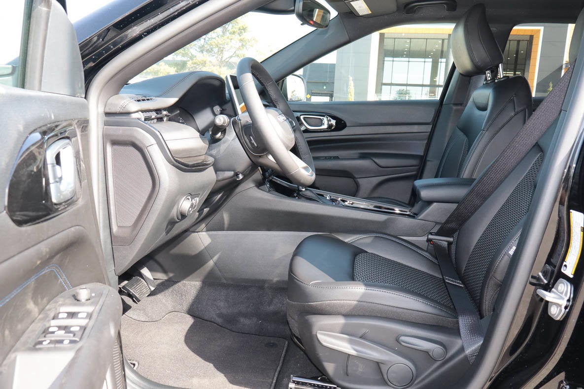 2026 Jeep Compass Latitude Altitude 4x4