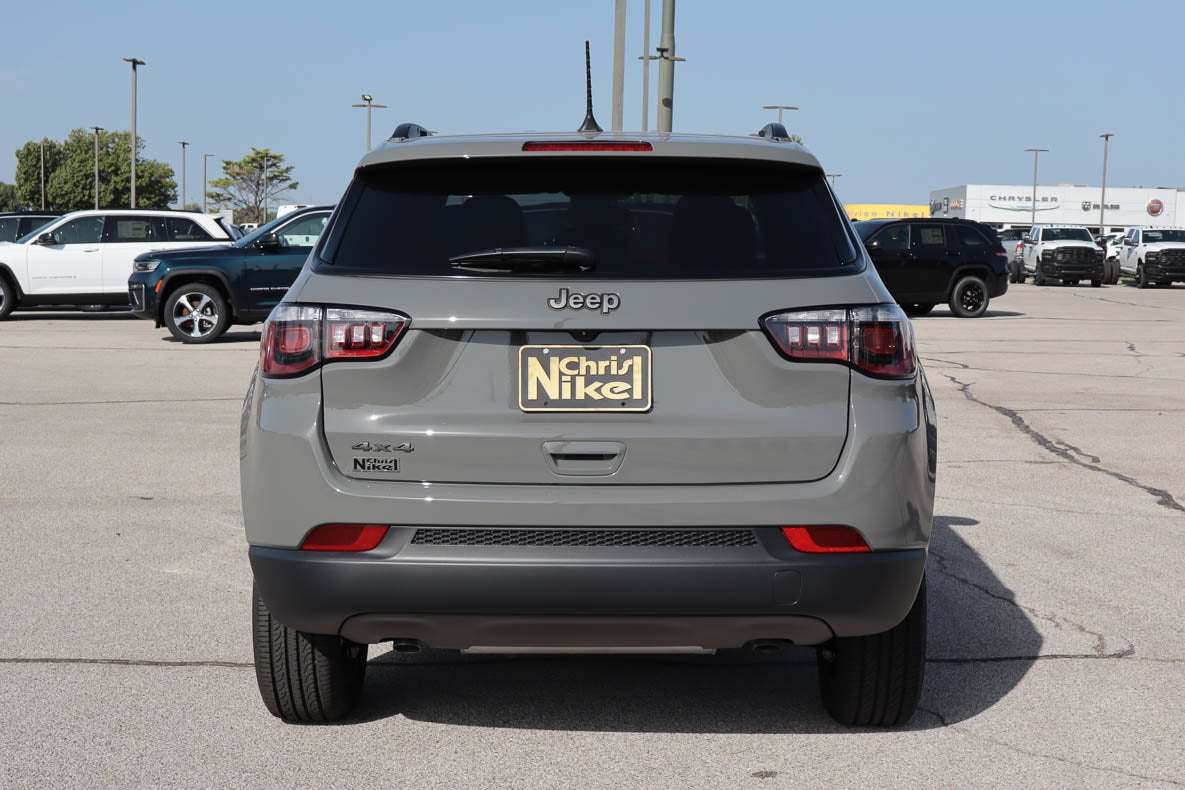2026 Jeep Compass Latitude Altitude 4x4