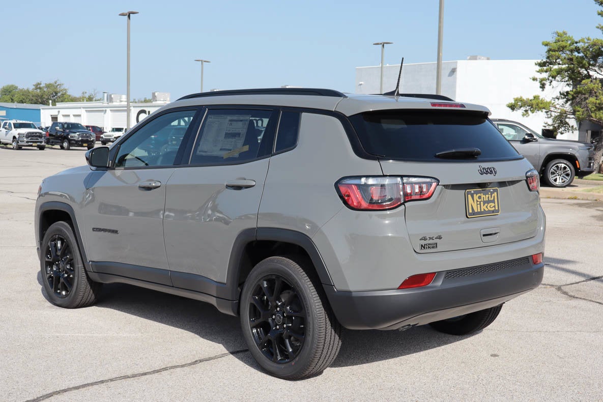2026 Jeep Compass Latitude Altitude 4x4