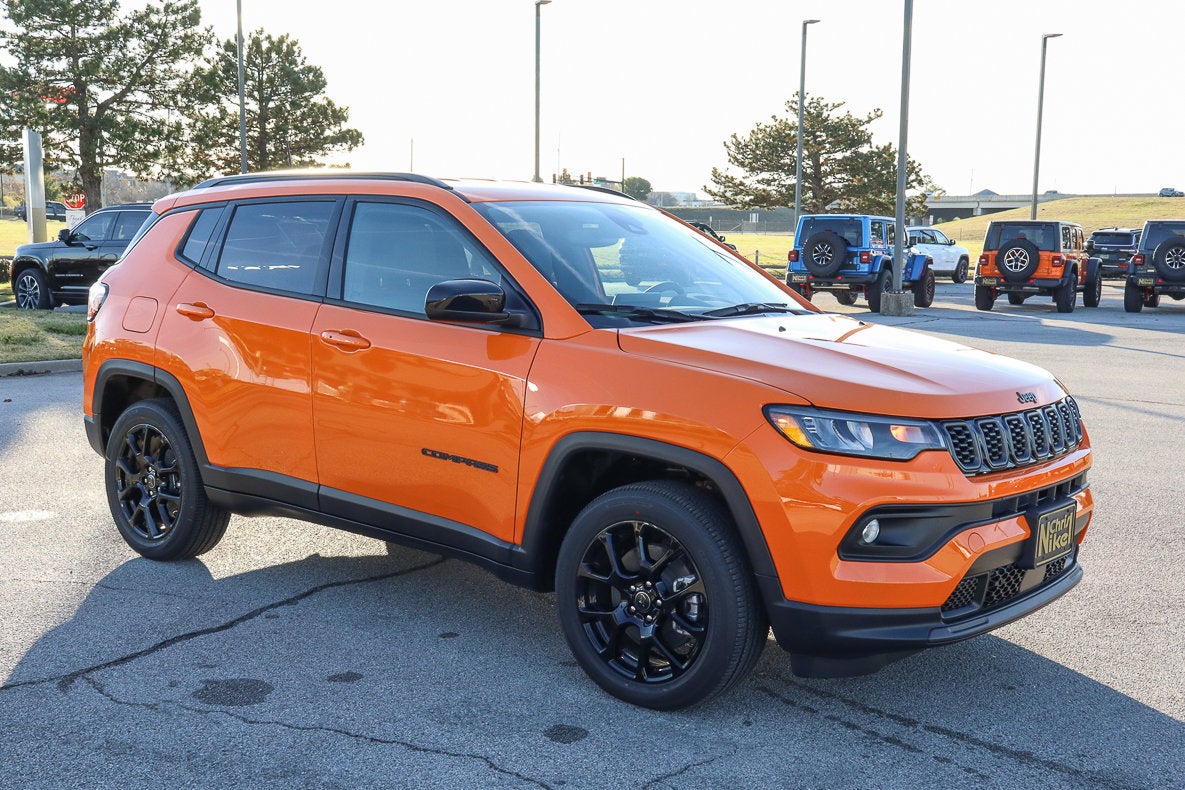 2026 Jeep Compass Latitude Altitude