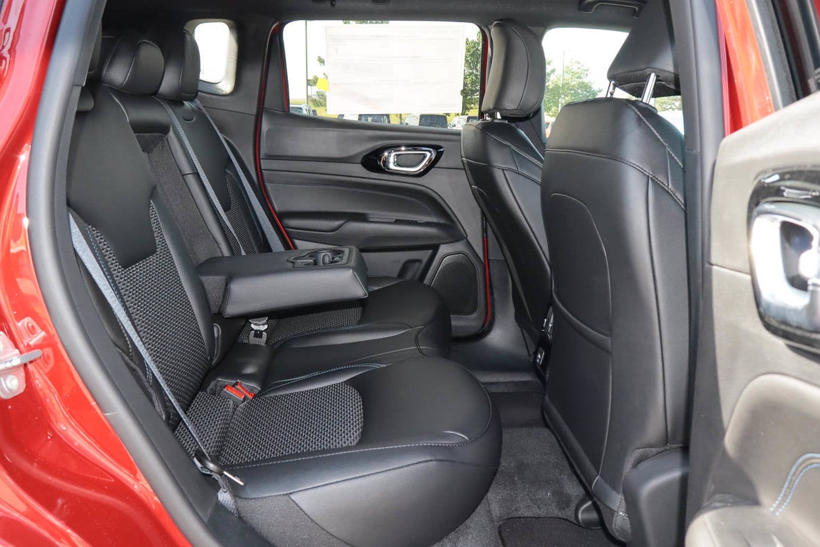 2026 Jeep Compass Latitude Altitude 4x4