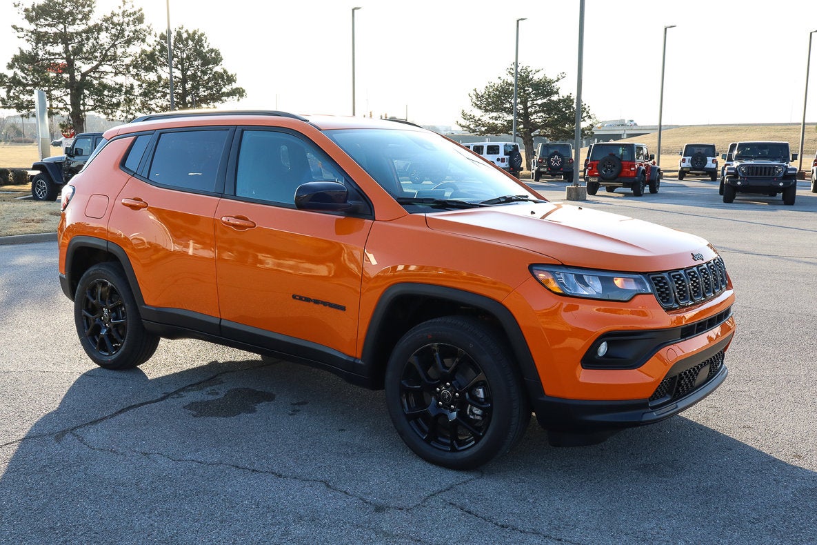 2026 Jeep Compass Latitude Altitude