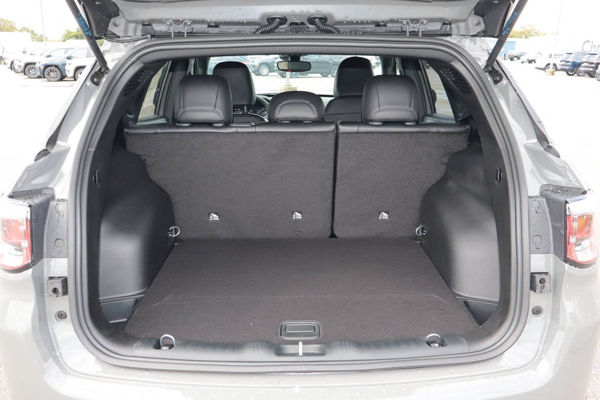 2026 Jeep Compass Latitude Altitude 4x4