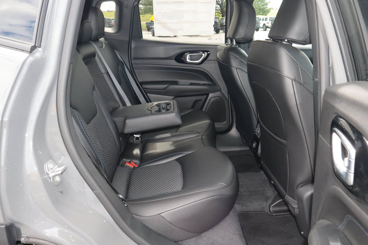 2026 Jeep Compass Latitude Altitude 4x4