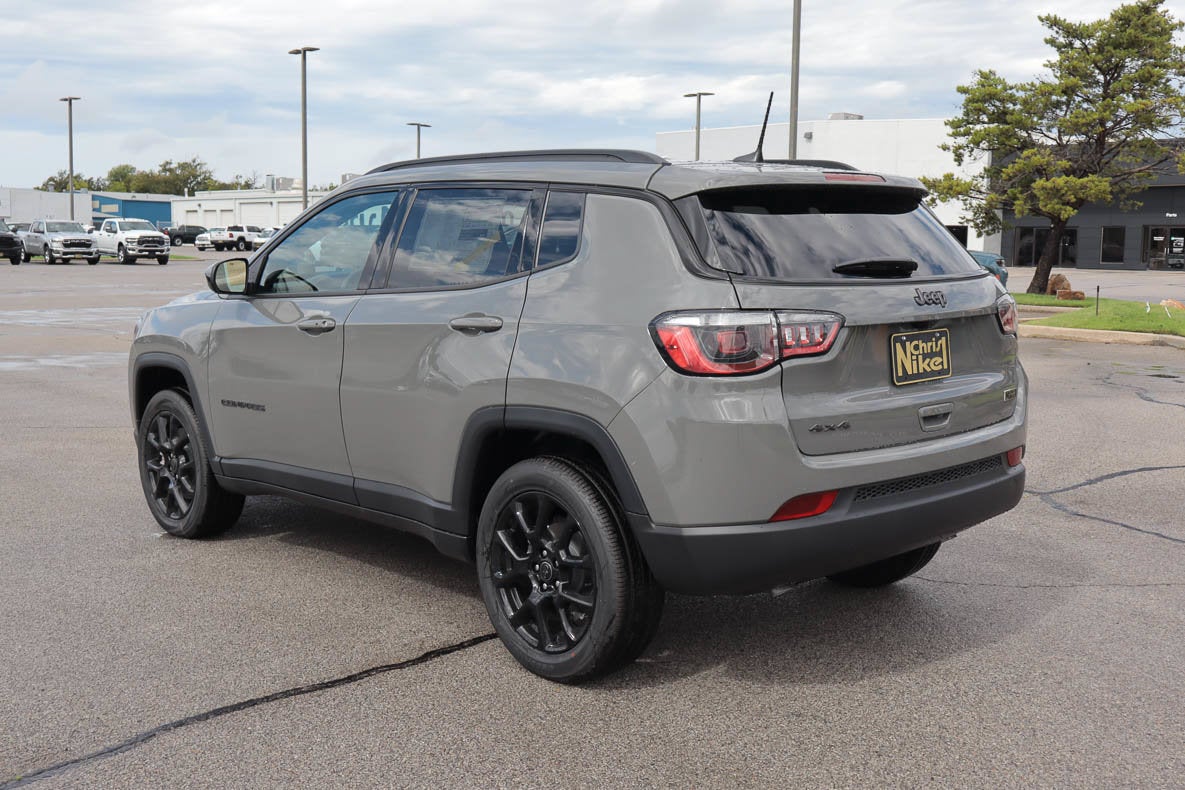 2026 Jeep Compass Latitude Altitude 4x4