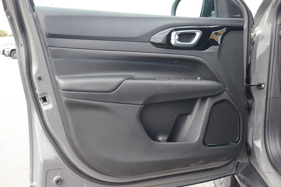 2026 Jeep Compass Latitude Altitude 4x4