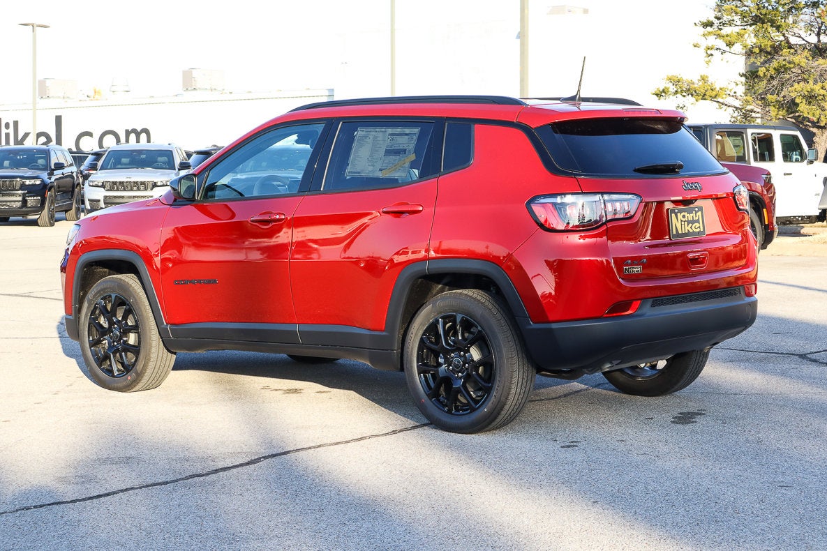 2026 Jeep Compass Latitude Altitude
