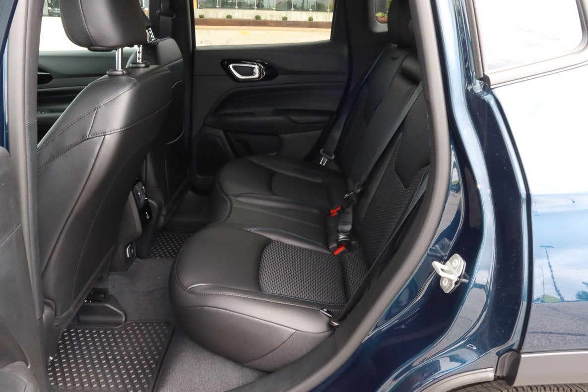 2026 Jeep Compass Latitude Altitude 4x4