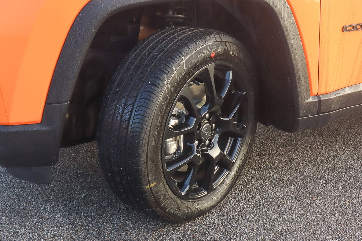 2026 Jeep Compass Latitude Altitude