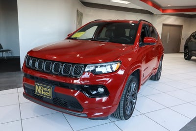 2023 Jeep Compass (RED) Edition