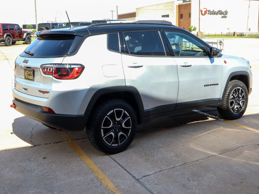 2025 Jeep Compass Trailhawk 4x4