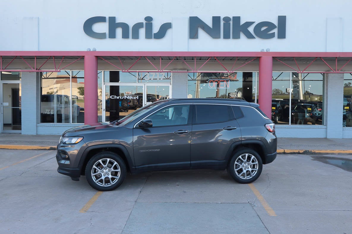 2022 Jeep Compass Latitude Lux