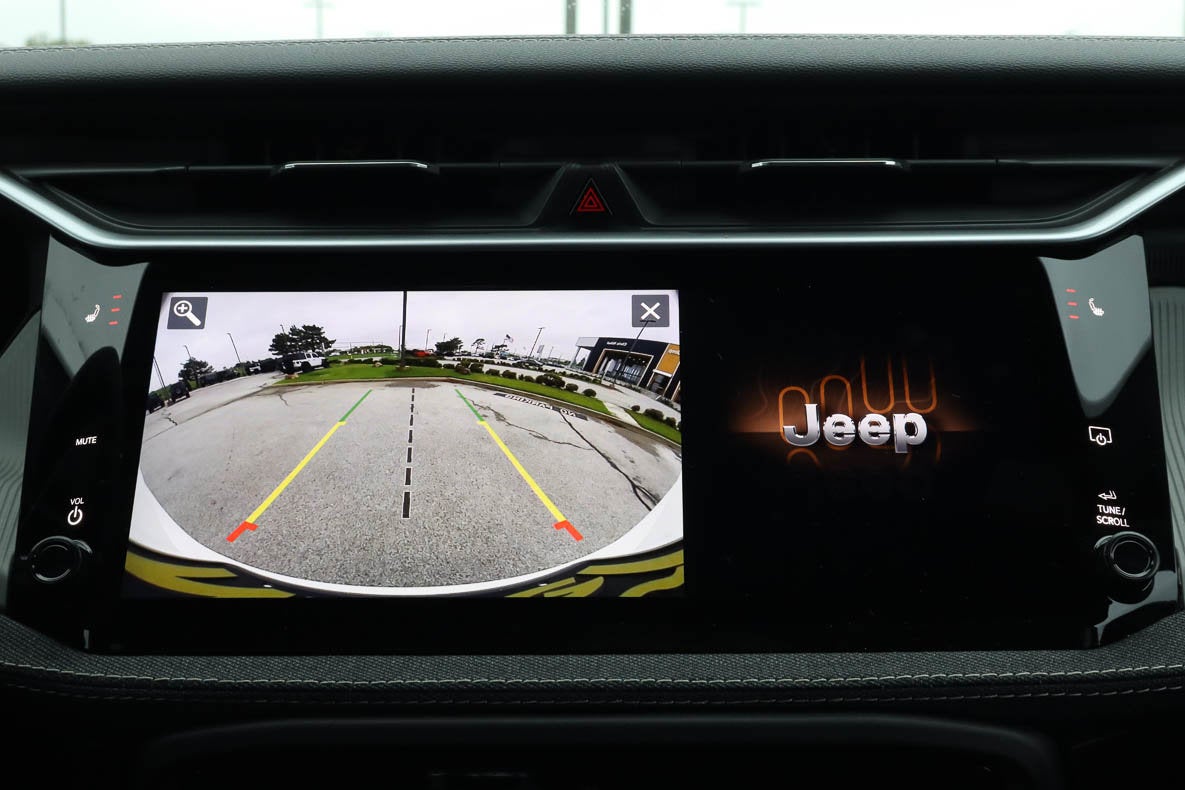 2026 Jeep Cherokee Laredo 4x4