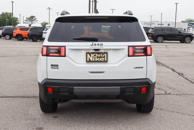 2026 Jeep Cherokee Laredo 4x4