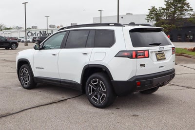2026 Jeep Cherokee Laredo 4x4