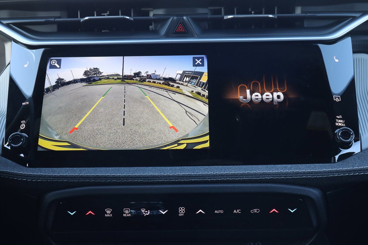 2026 Jeep Cherokee Laredo 4x4