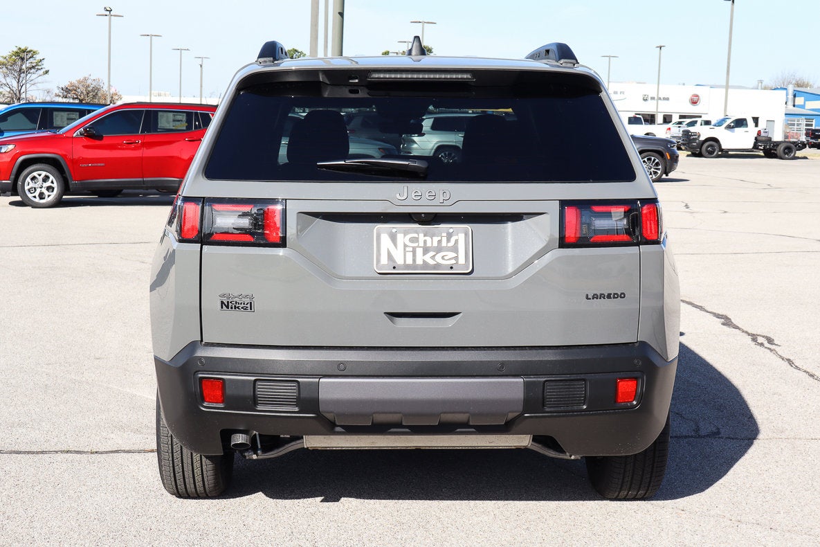 2026 Jeep Cherokee Laredo 4x4