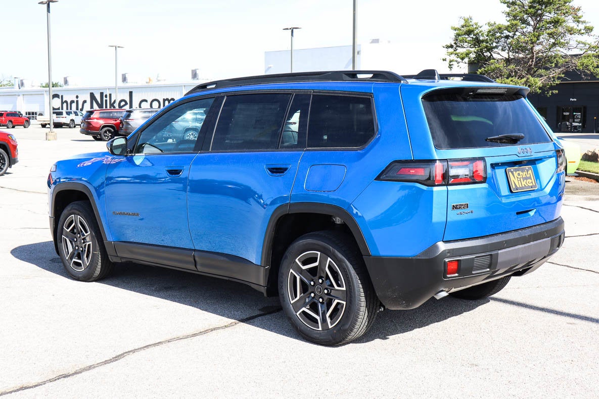 2026 Jeep Cherokee Laredo 4x4