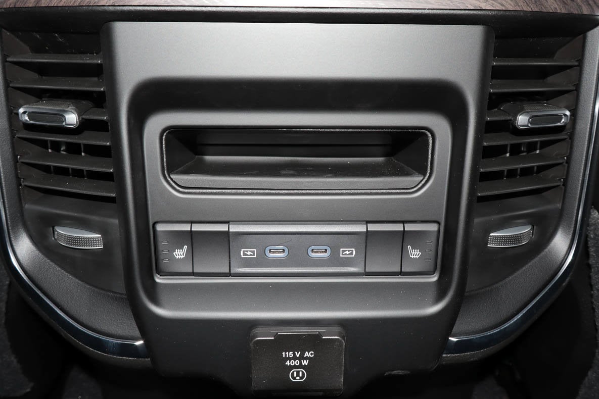 2026 RAM 3500 Laramie 4x4 Mega Cab 6'4 Box