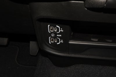 2026 RAM 2500 Black Express 4x4 Crew Cab 6'4 Box