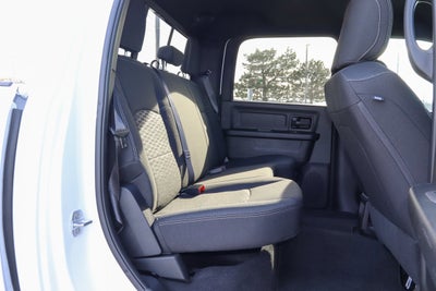 2026 RAM 2500 Black Express 4x4 Crew Cab 6'4 Box