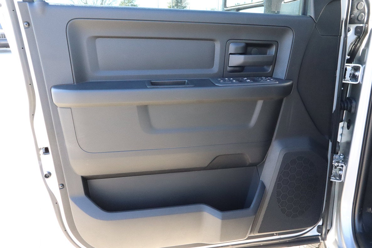 2026 RAM 2500 Black Express