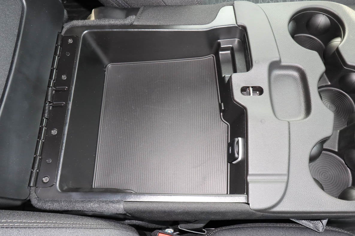 2026 RAM 2500 Black Express 4x4 Crew Cab 6'4 Box