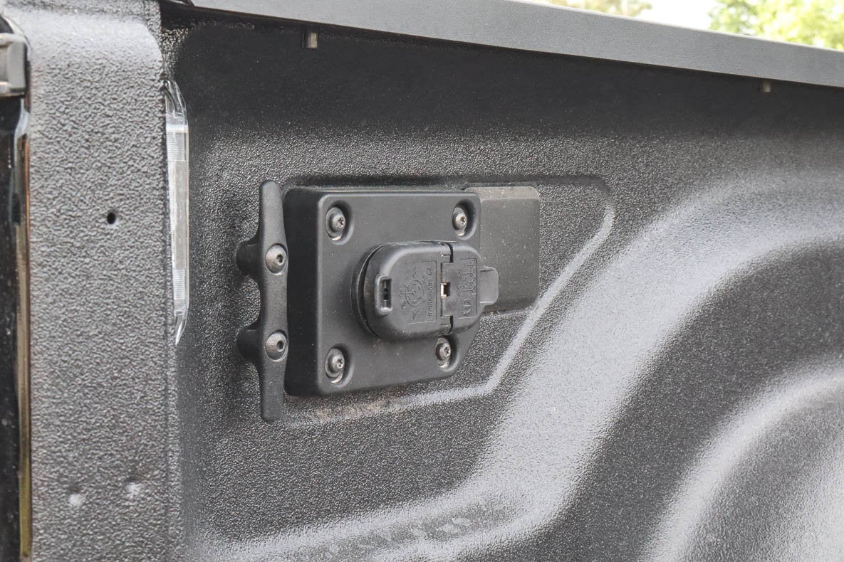 2026 RAM 2500 Black Express 4x4 Crew Cab 6'4 Box