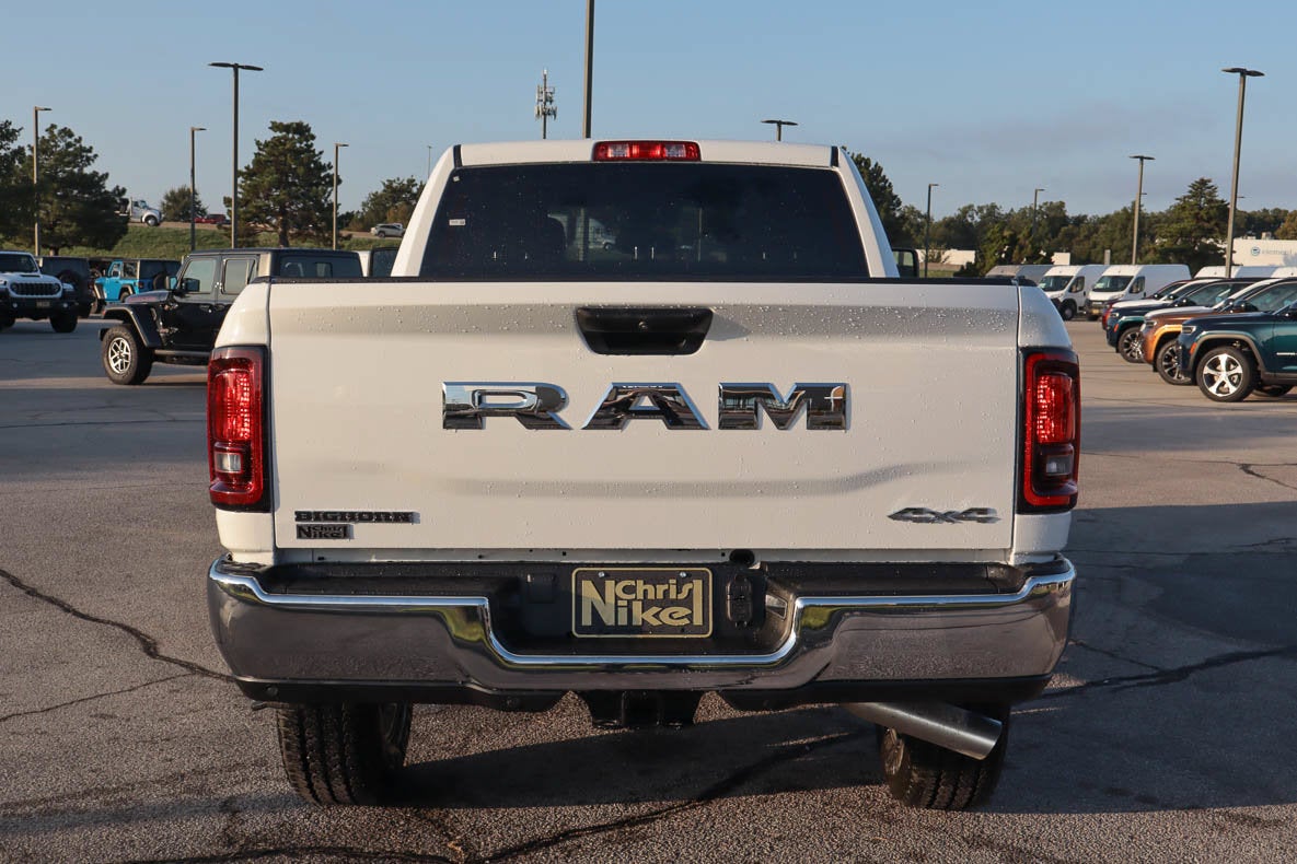 2027 RAM 2500 Big Horn 4x4 Crew Cab 6'4 Box