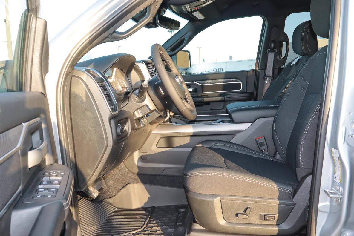2027 RAM 2500 Big Horn 4x4 Crew Cab 6'4 Box