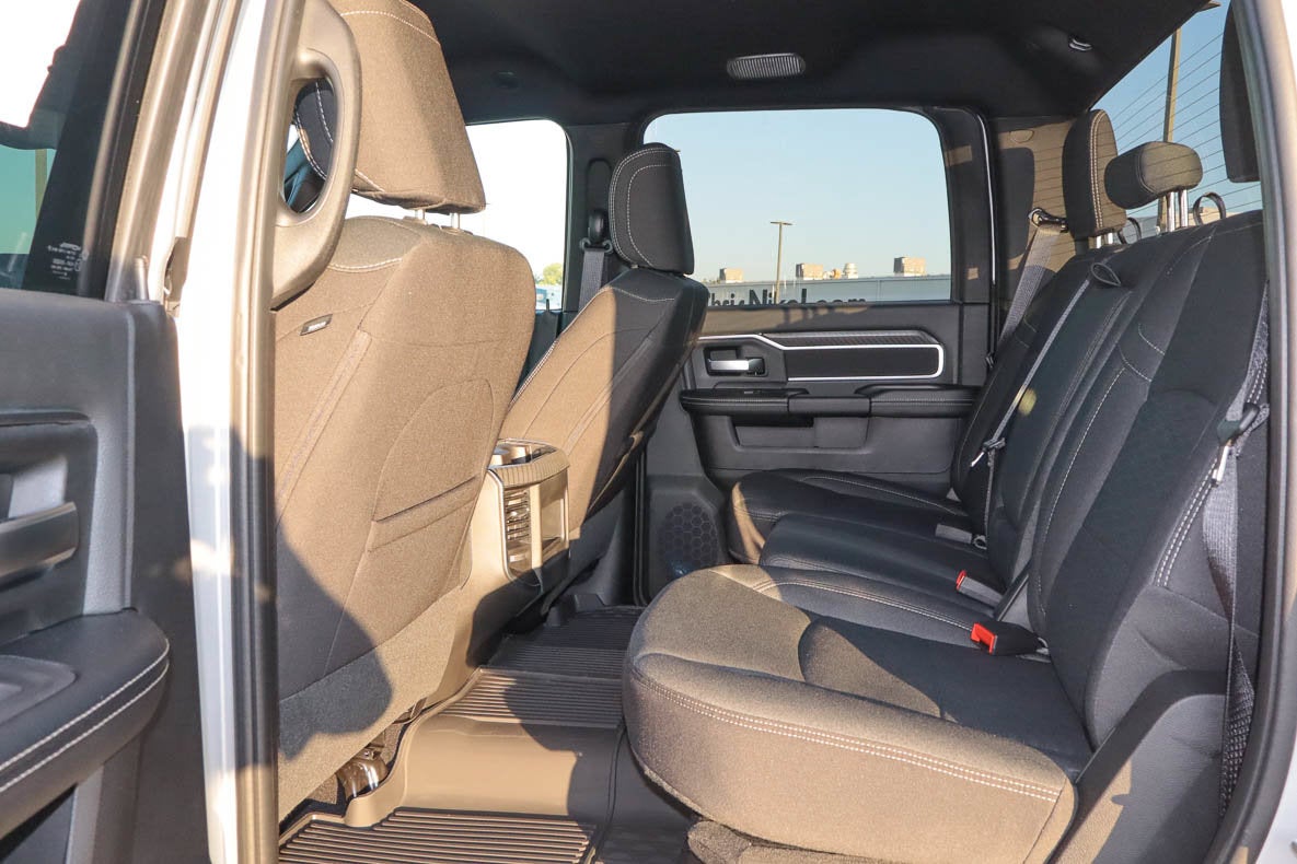 2027 RAM 2500 Big Horn 4x4 Crew Cab 6'4 Box