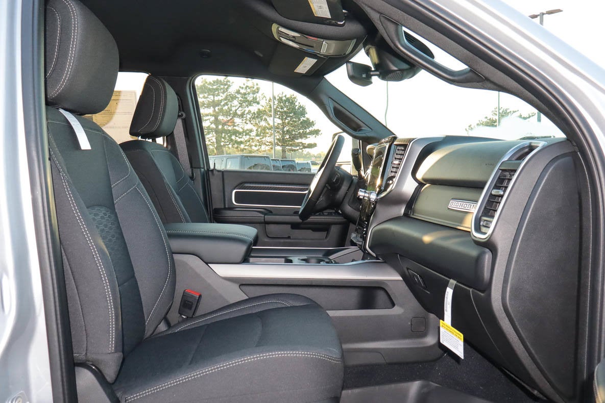 2027 RAM 2500 Big Horn 4x4 Crew Cab 6'4 Box