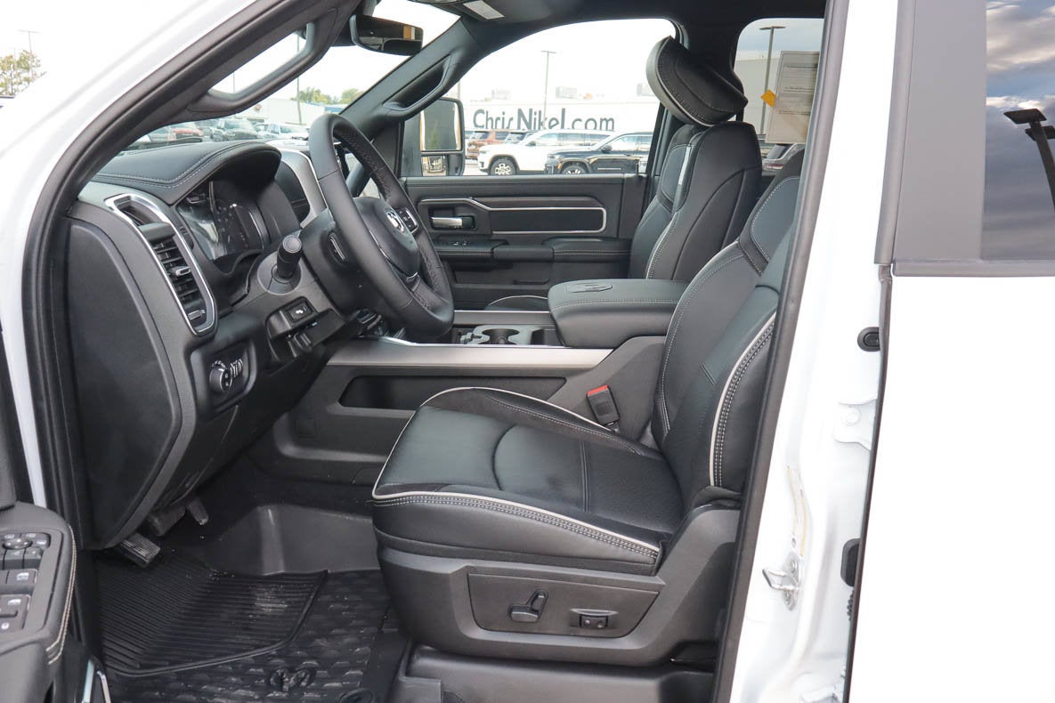 2027 RAM 2500 Laramie 4x4 Crew Cab 6'4 Box