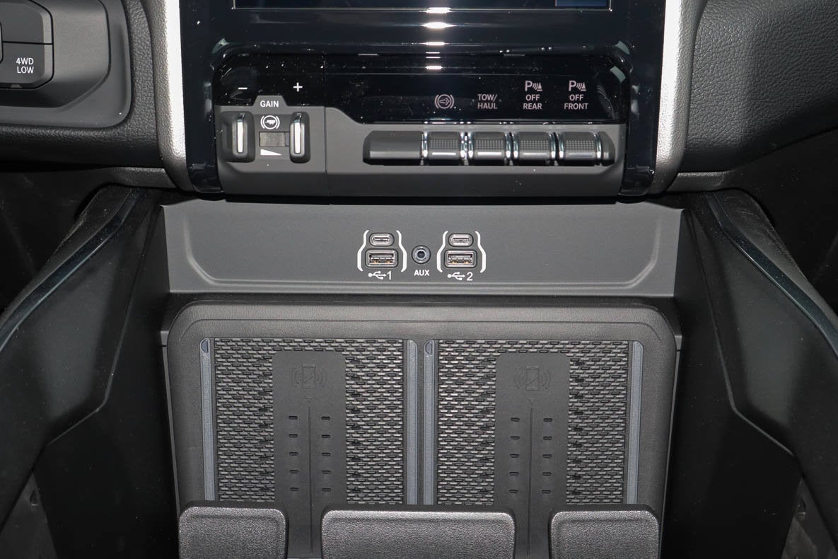 2027 RAM 2500 Laramie 4x4 Crew Cab 6'4 Box
