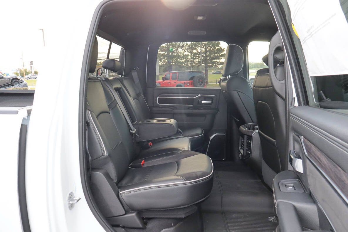 2027 RAM 2500 Laramie 4x4 Crew Cab 6'4 Box