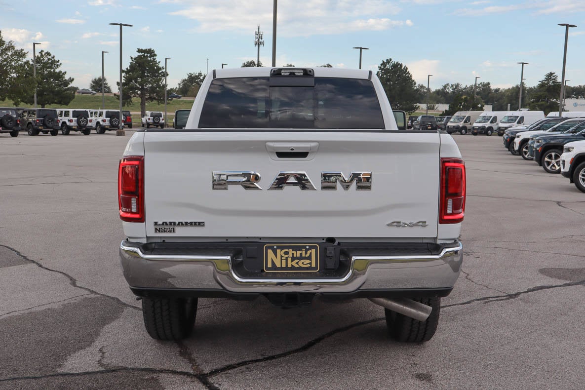 2027 RAM 2500 Laramie 4x4 Crew Cab 6'4 Box