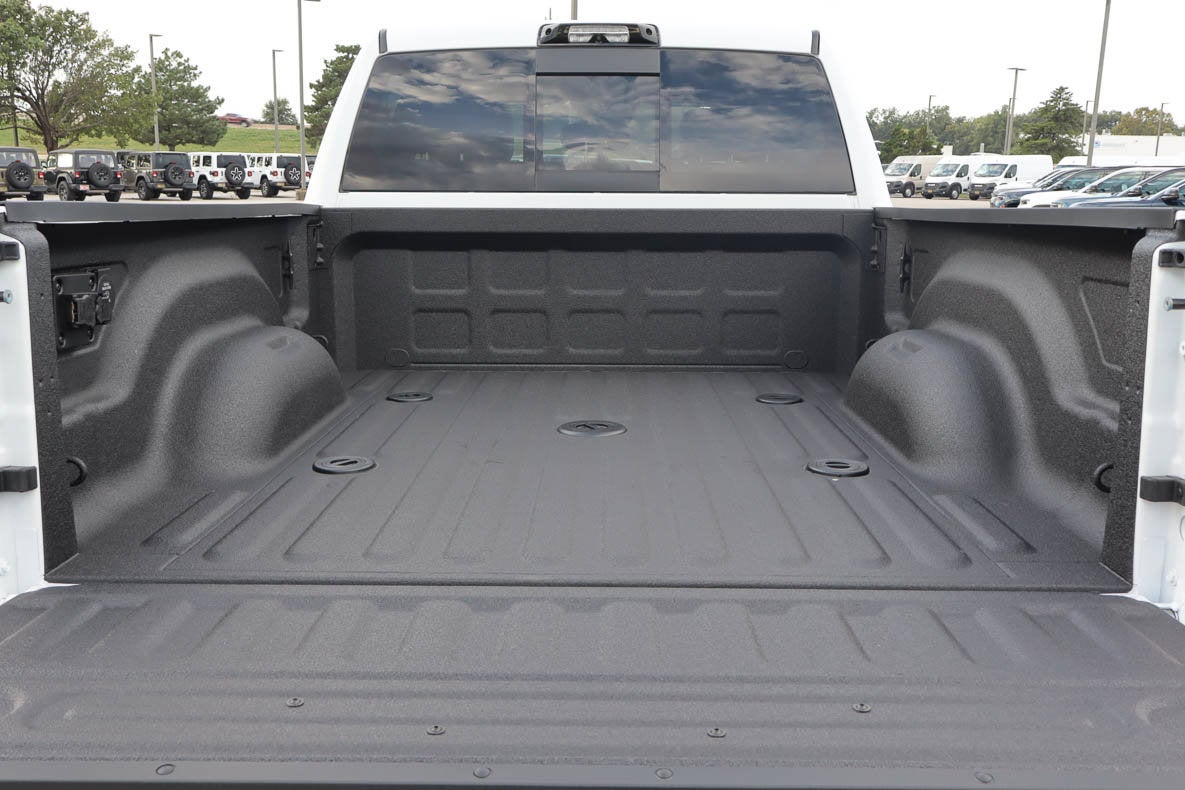 2027 RAM 2500 Laramie 4x4 Crew Cab 6'4 Box